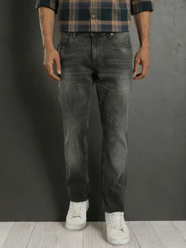 Men Brooklyn Fit Stretchable Jeans